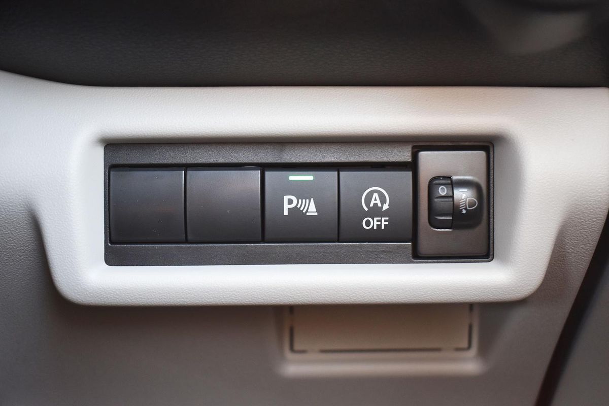 2024 Suzuki Swift Hybrid UZ