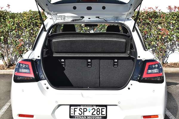 2024 Suzuki Swift Hybrid UZ