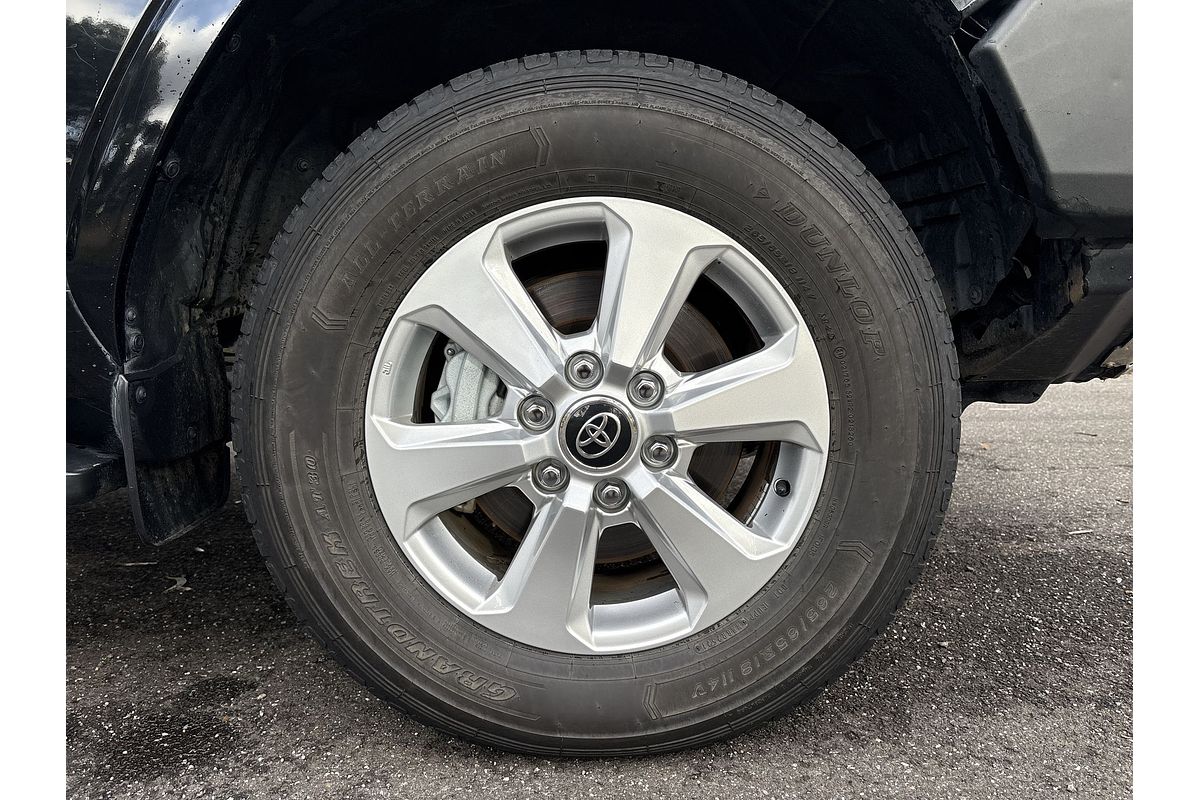 2021 Toyota Landcruiser GXL FJA300R