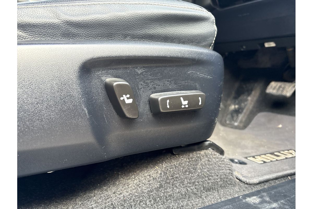 2016 Toyota Hilux SR5 GUN126R 4X4