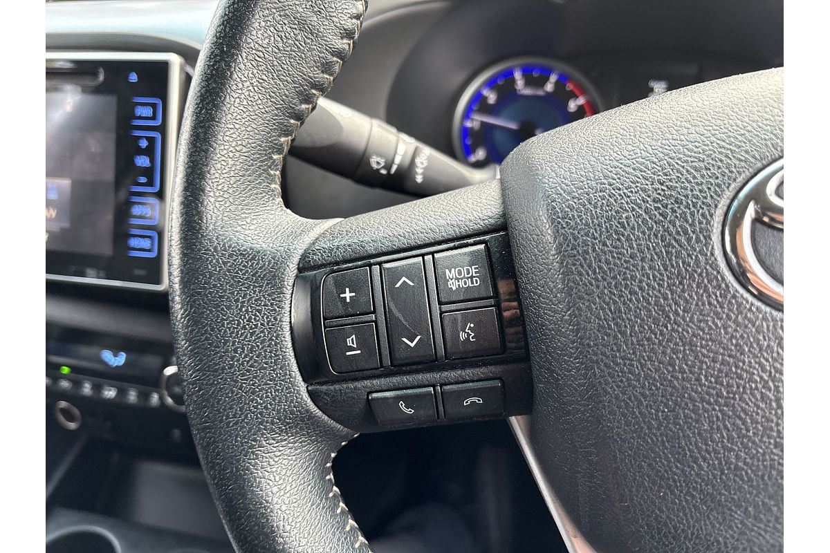 2016 Toyota Hilux SR5 GUN126R 4X4