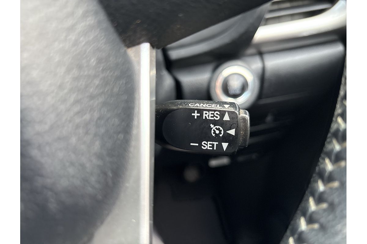 2016 Toyota Hilux SR5 GUN126R 4X4