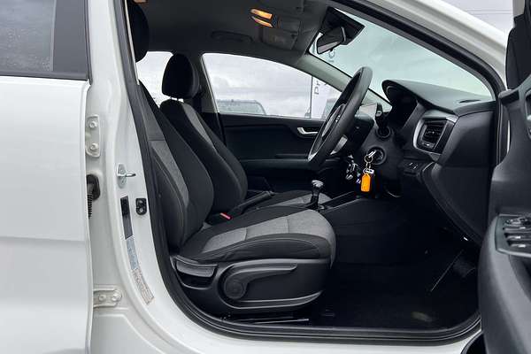 2022 Kia Stonic S YB