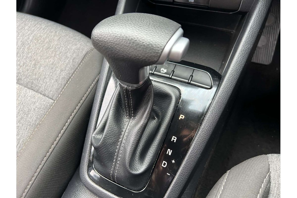 2022 Kia Stonic S YB