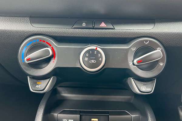 2022 Kia Stonic S YB