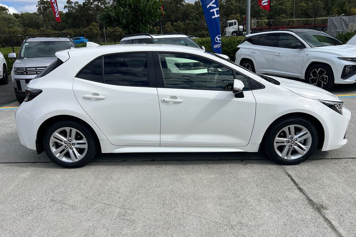 2019 Toyota Corolla SX MZEA12R