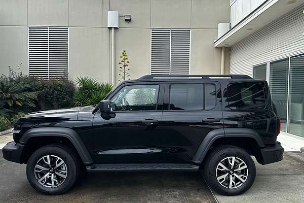 2025 GWM Tank 300 Ultra Hybrid P01