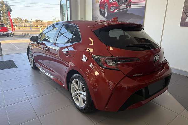 2019 Toyota Corolla Ascent Sport Hybrid ZWE211R
