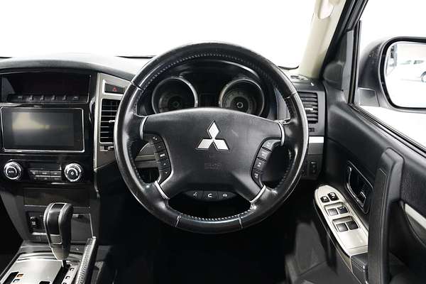 2018 Mitsubishi Pajero GLX NX