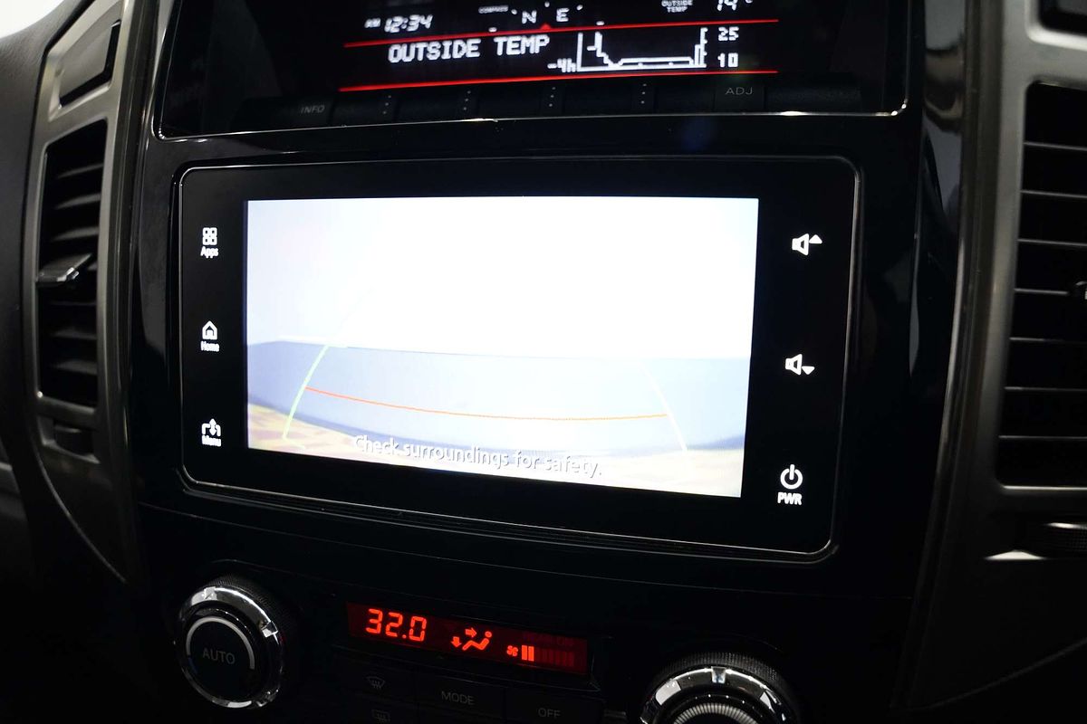 2018 Mitsubishi Pajero GLX NX