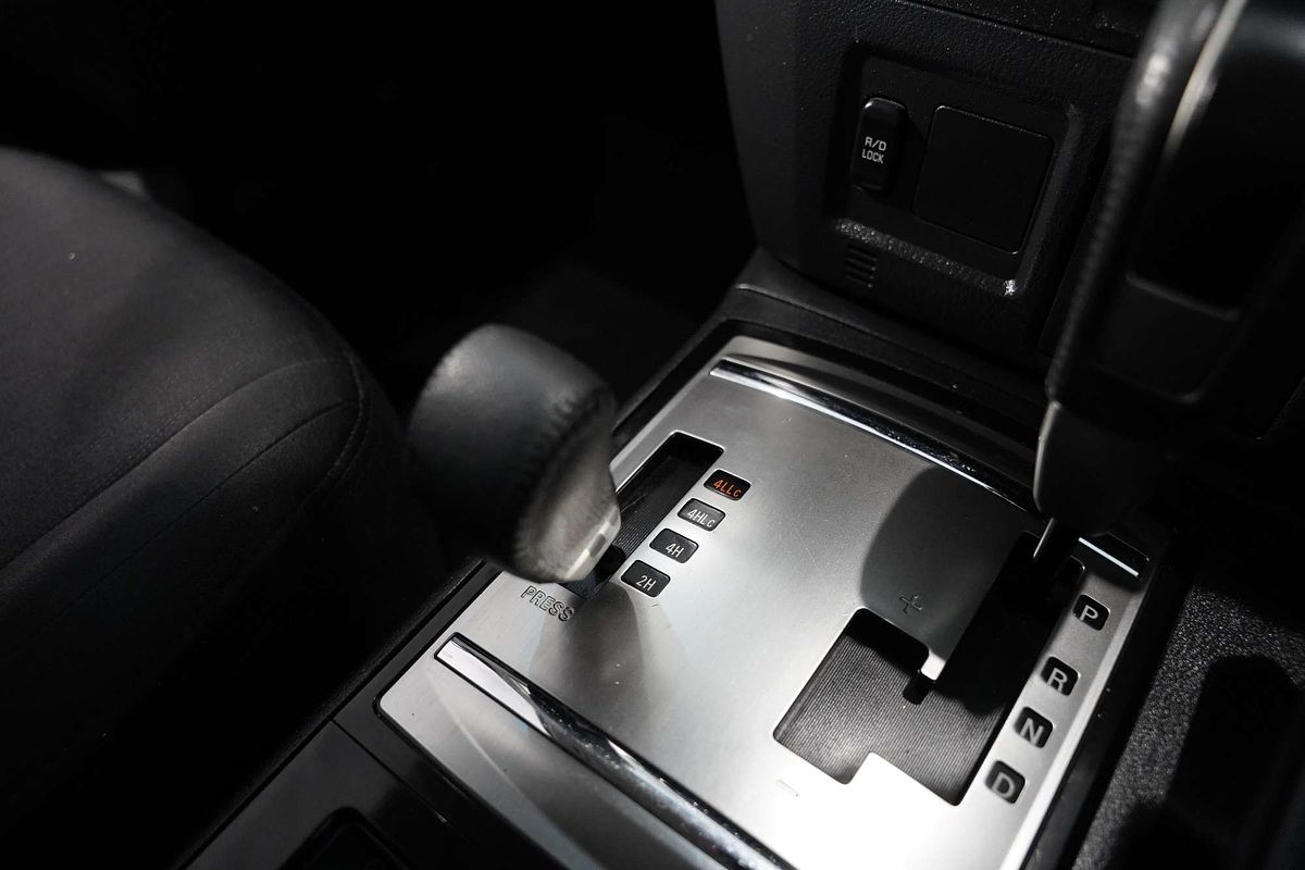 2018 Mitsubishi Pajero GLX NX