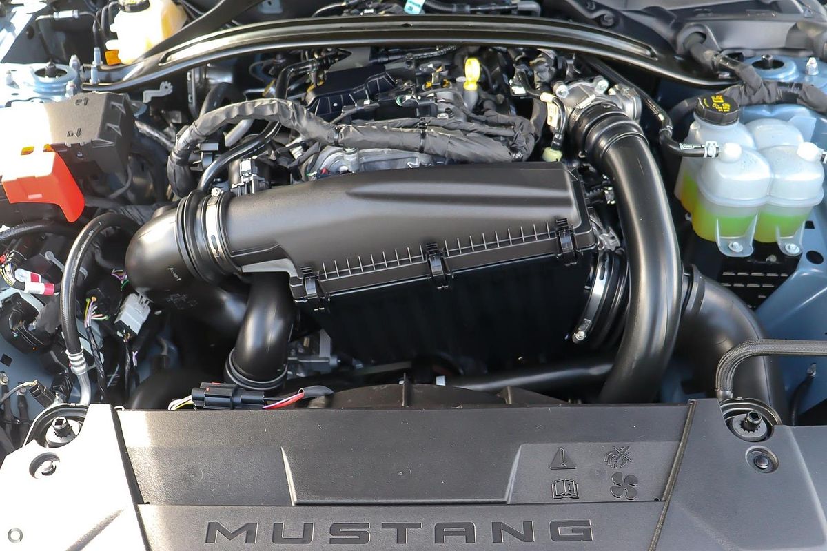 2025 Ford Mustang Ecoboost FO