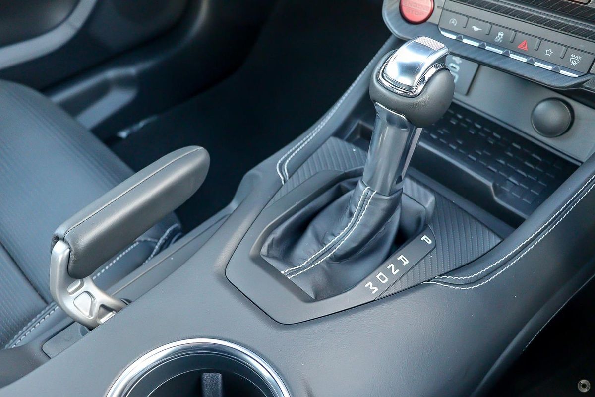2025 Ford Mustang Ecoboost FO