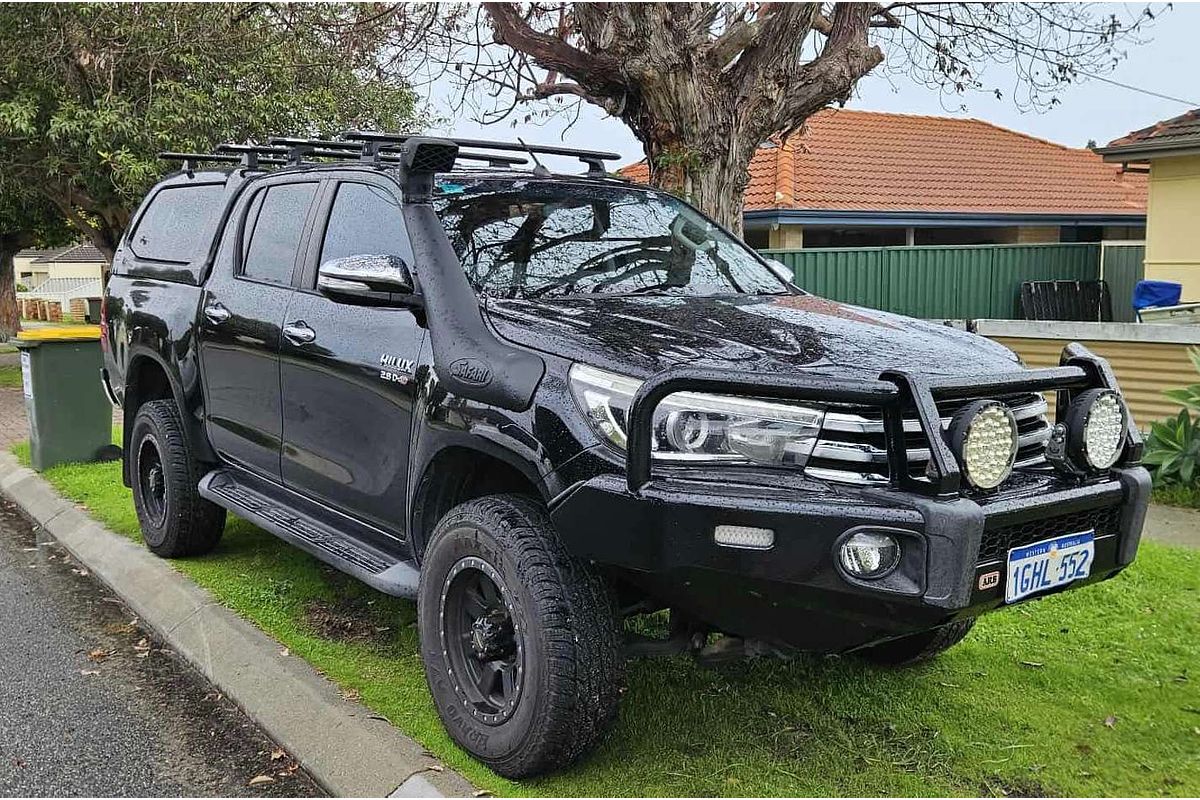 2017 Toyota Hilux SR5 GUN126R 4X4