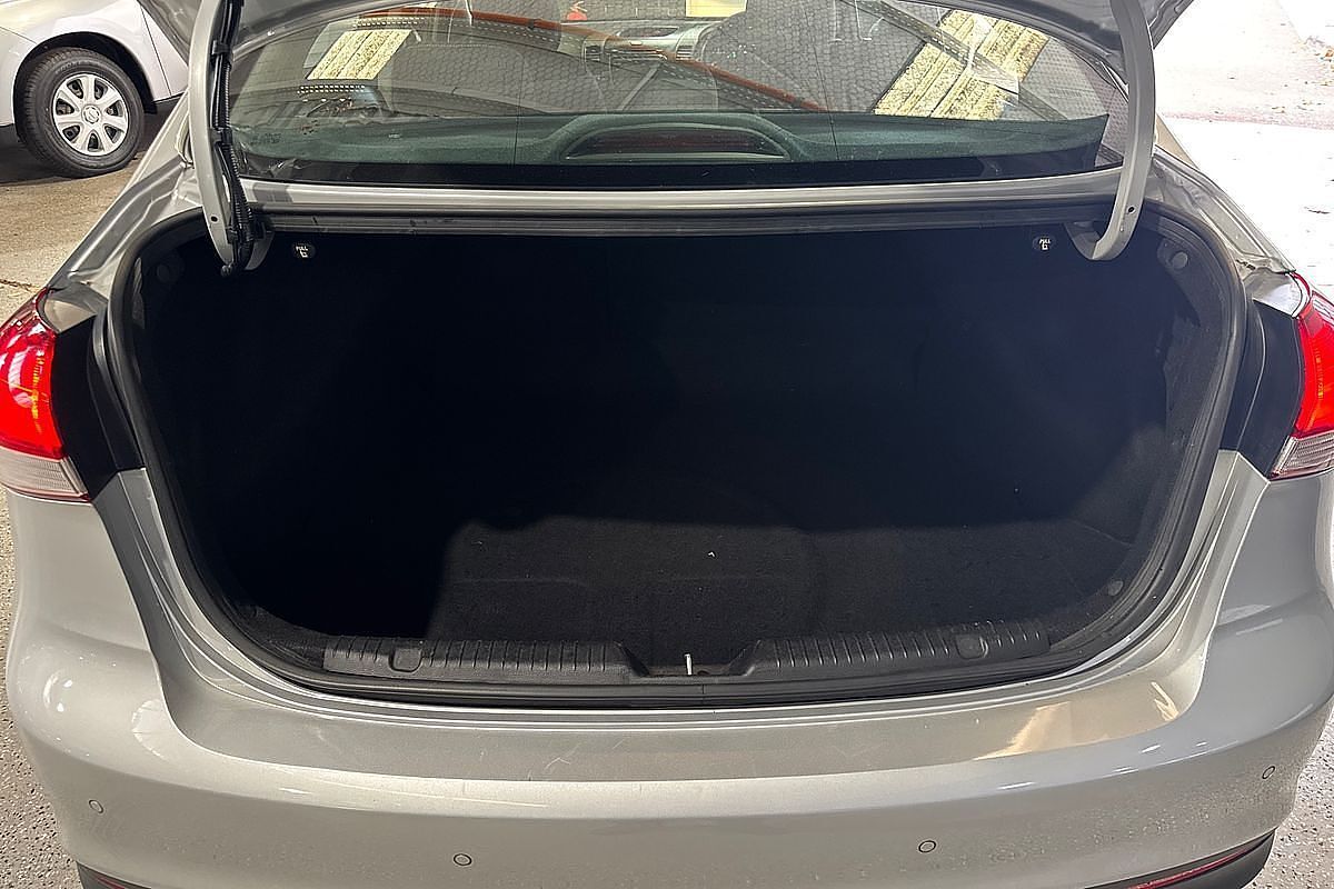 2017 Kia Cerato S YD