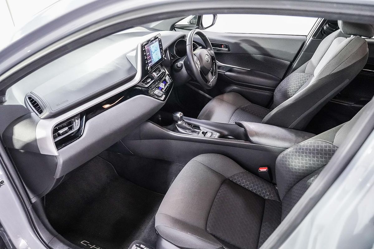 2023 Toyota C-HR GXL NGX10R