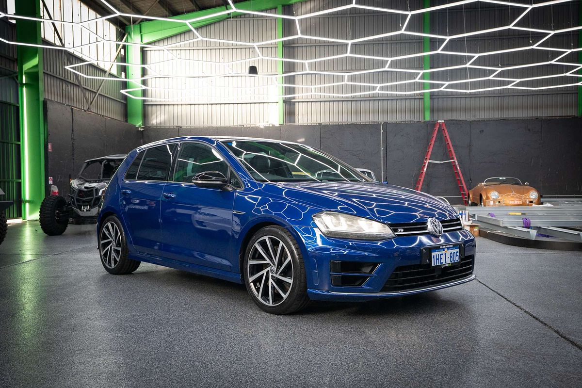 2016 Volkswagen Golf R 7
