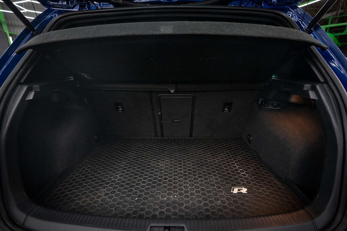 2016 Volkswagen Golf R 7