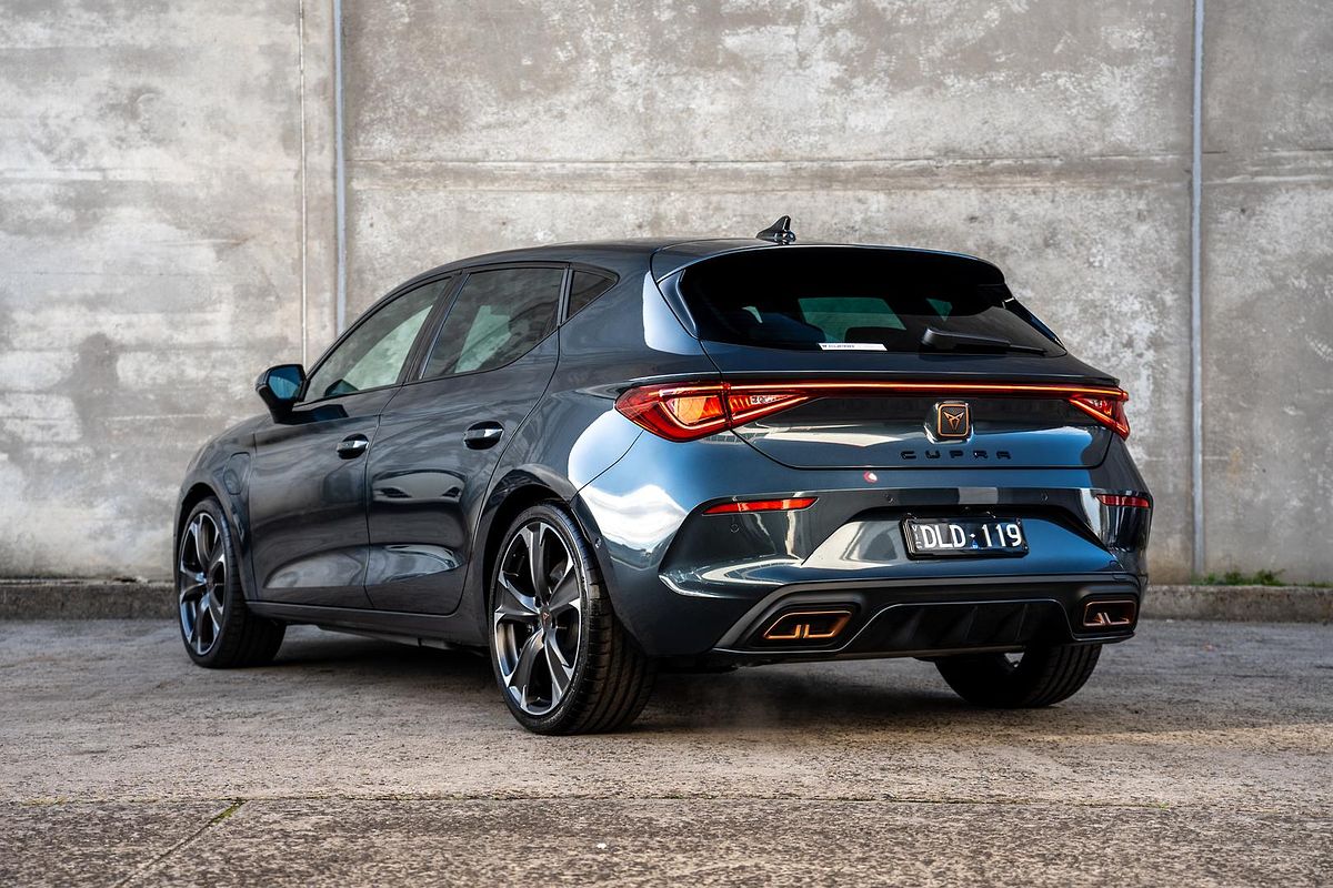 2023 CUPRA Leon VZe KL