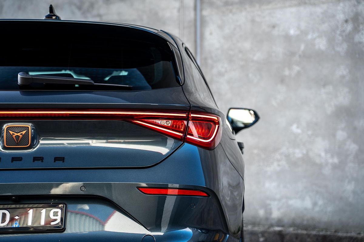 2023 CUPRA Leon VZe KL