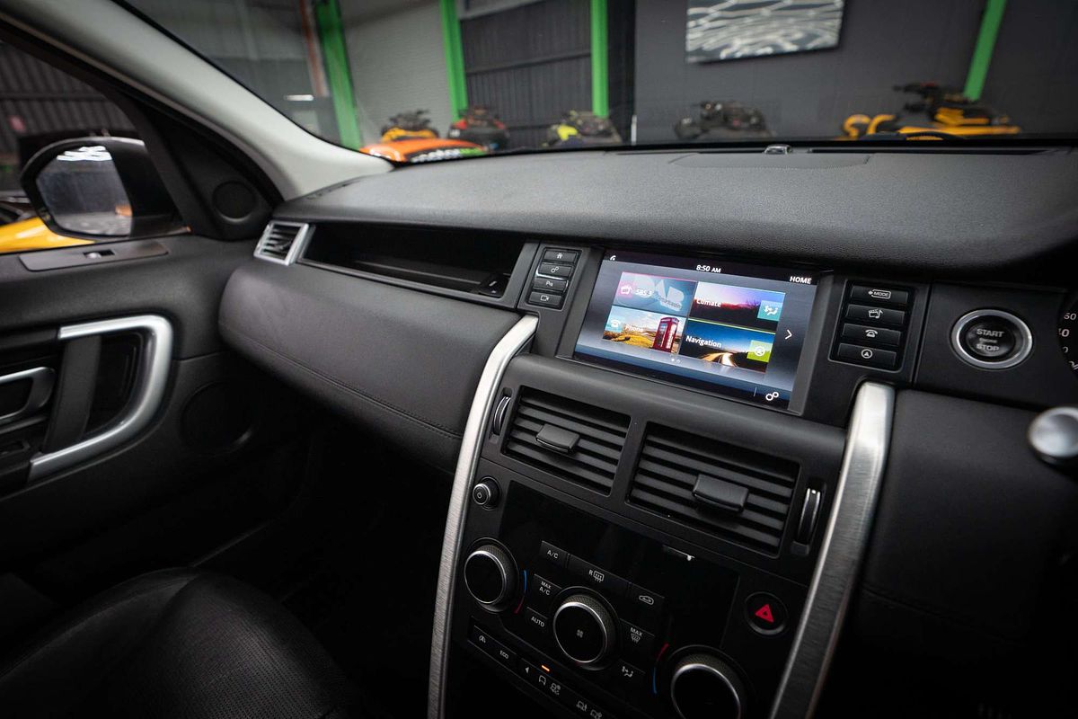2017 Land Rover Discovery Sport TD4 180 SE L550