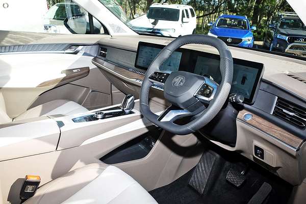 2025 MG QS Essence IS31 AWD