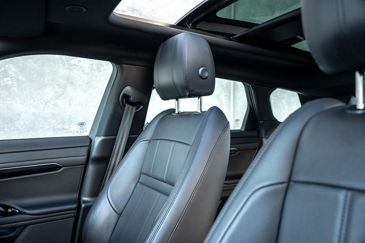 2020 Land Rover Range Rover Evoque P200 R-Dynamic S L551