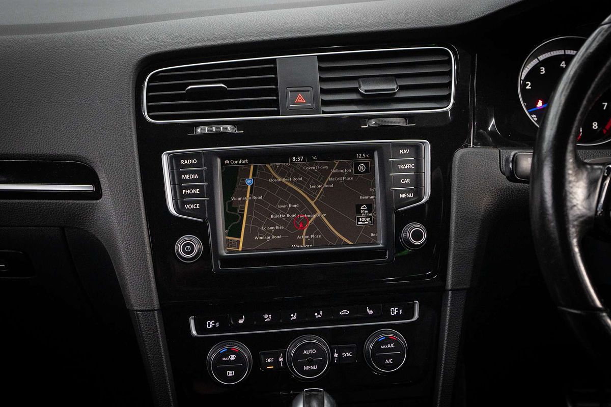2015 Volkswagen Golf R 7