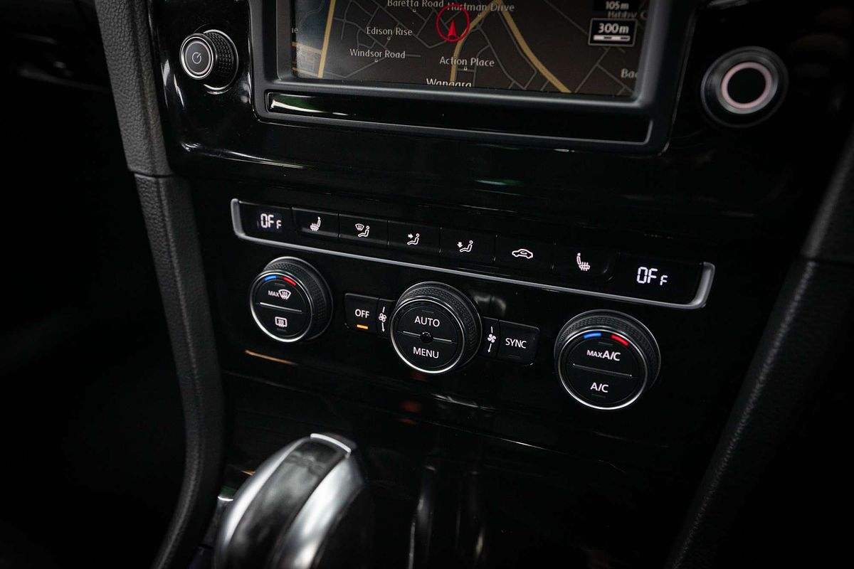 2015 Volkswagen Golf R 7