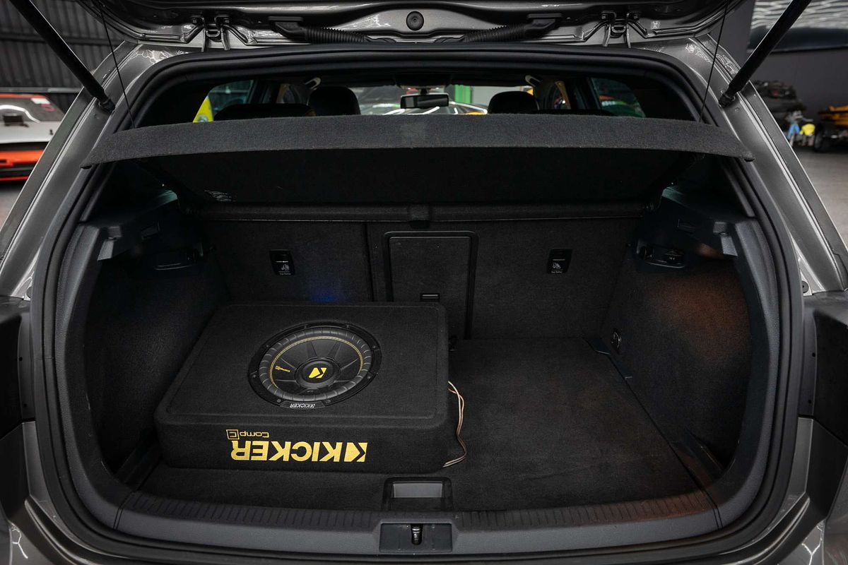 2015 Volkswagen Golf R 7