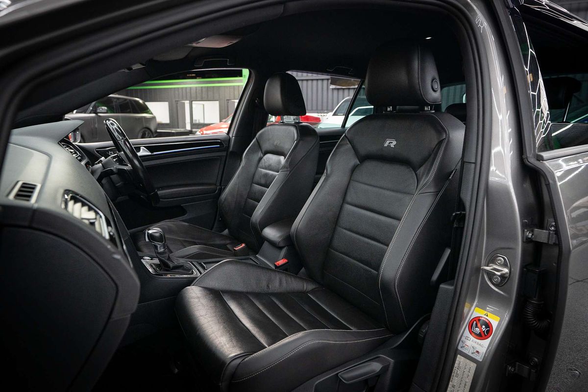 2015 Volkswagen Golf R 7