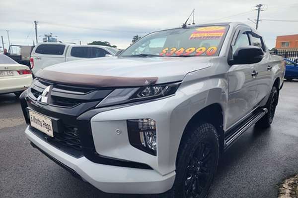2021 Mitsubishi Triton GSR MR 4X4