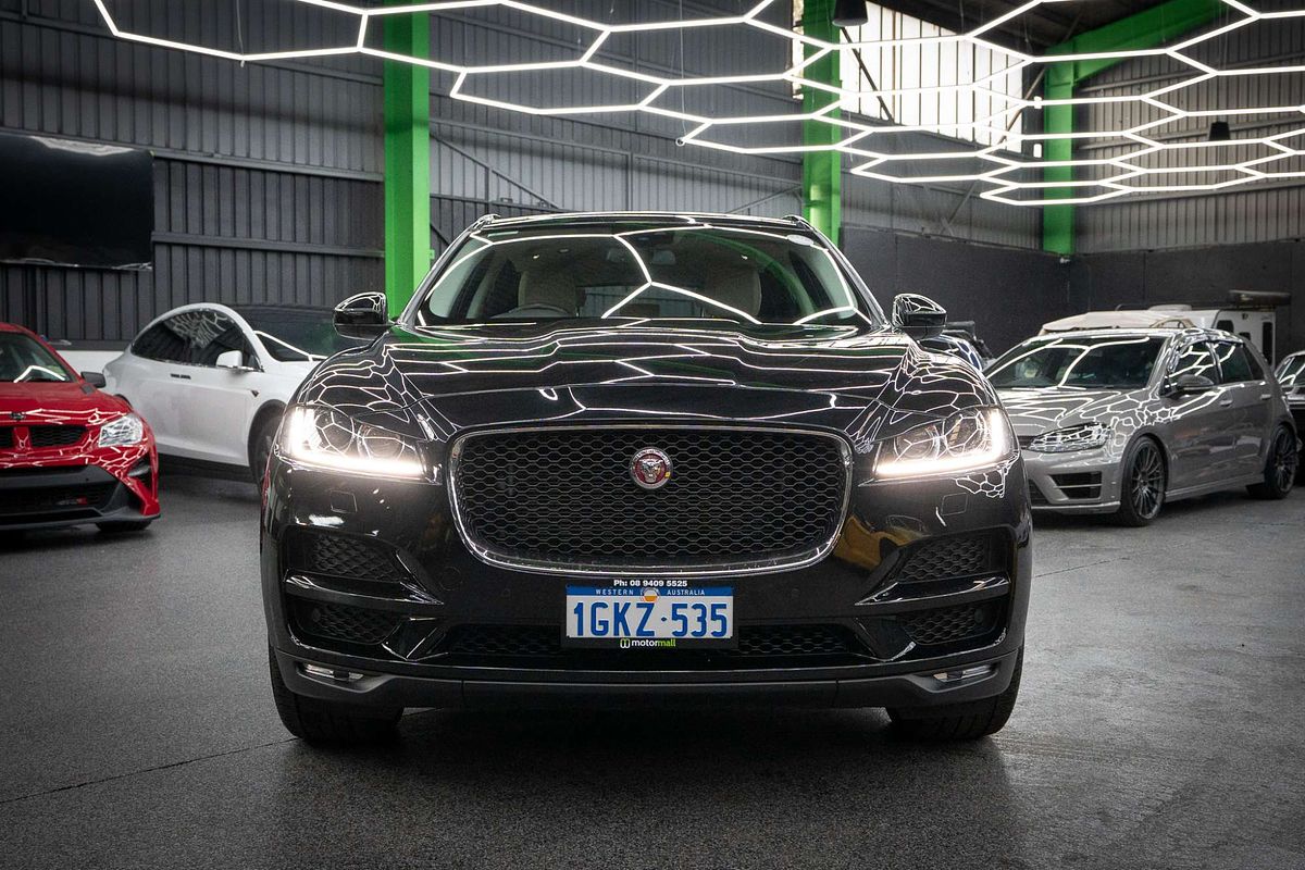 2017 Jaguar F-PACE 20d Prestige X761