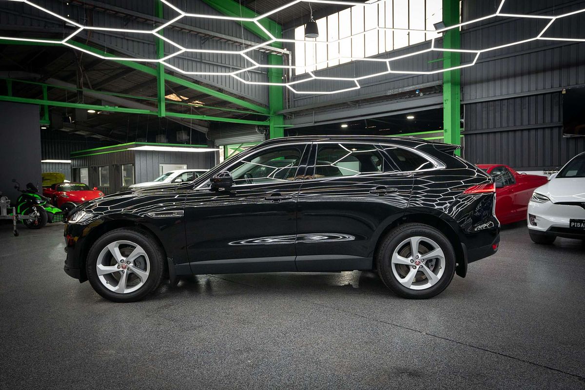 2017 Jaguar F-PACE 20d Prestige X761