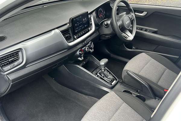 2022 Kia Stonic S YB