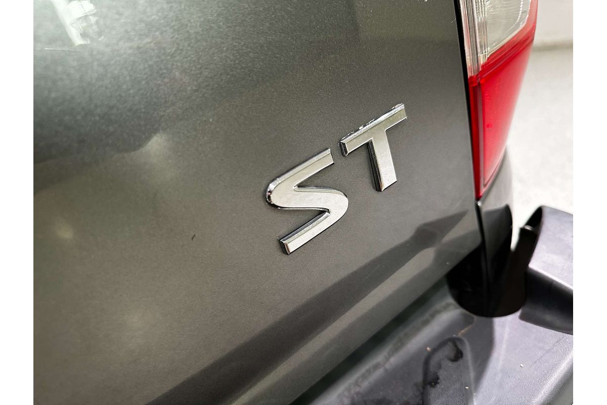 2018 Nissan Navara ST D23 Series 3 4X4