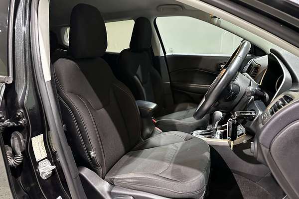 2018 Jeep Compass Sport M6
