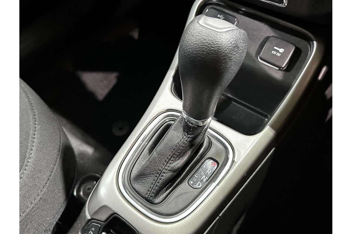 2018 Jeep Compass Sport M6