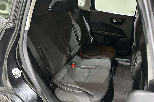 2018 Jeep Compass Sport M6