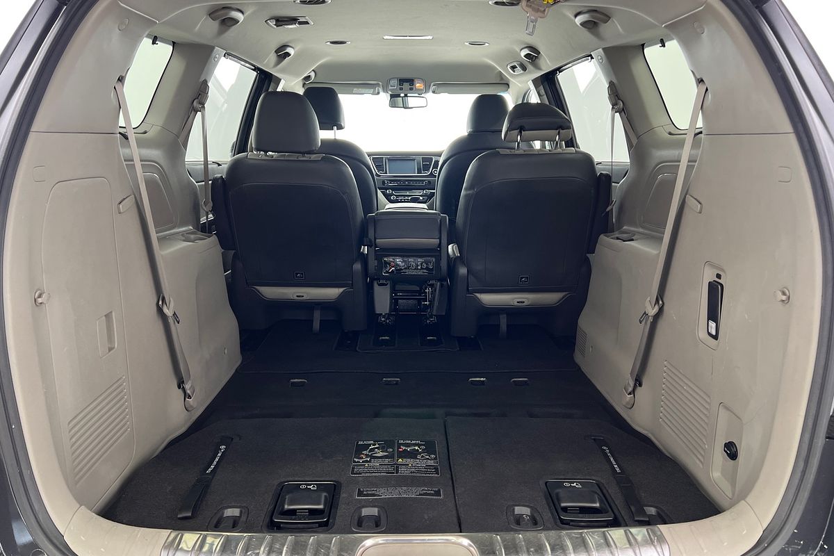 2018 Kia Carnival Platinum YP
