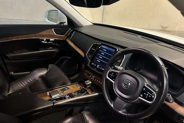 2017 Volvo XC90 T6 Inscription