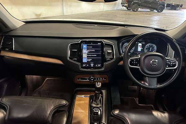 2017 Volvo XC90 T6 Inscription
