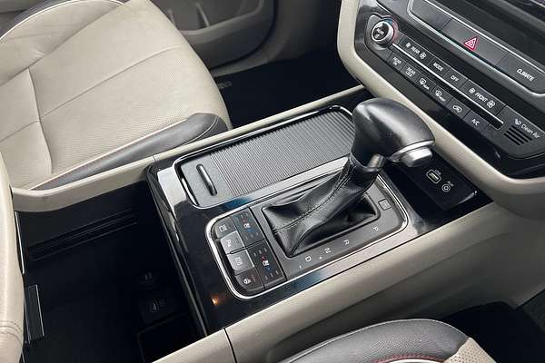 2018 Kia Carnival Platinum YP