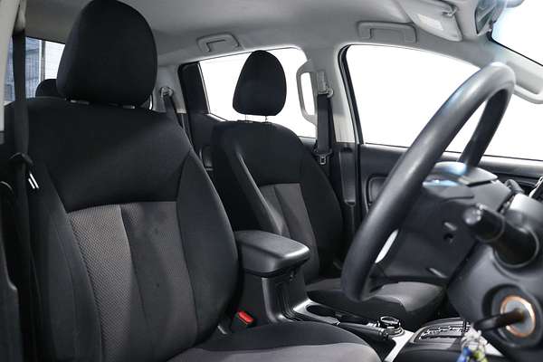 2021 Mitsubishi Triton GLX MR 4X4