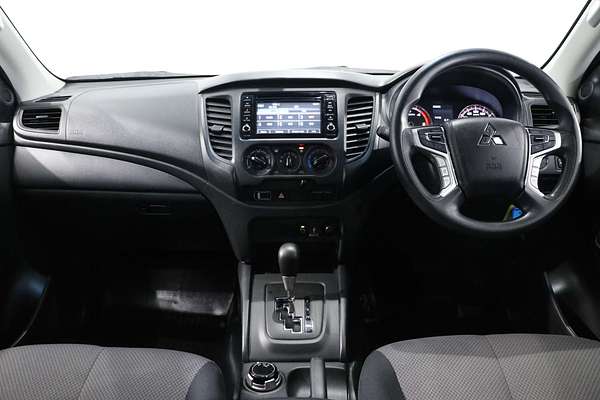 2021 Mitsubishi Triton GLX MR 4X4