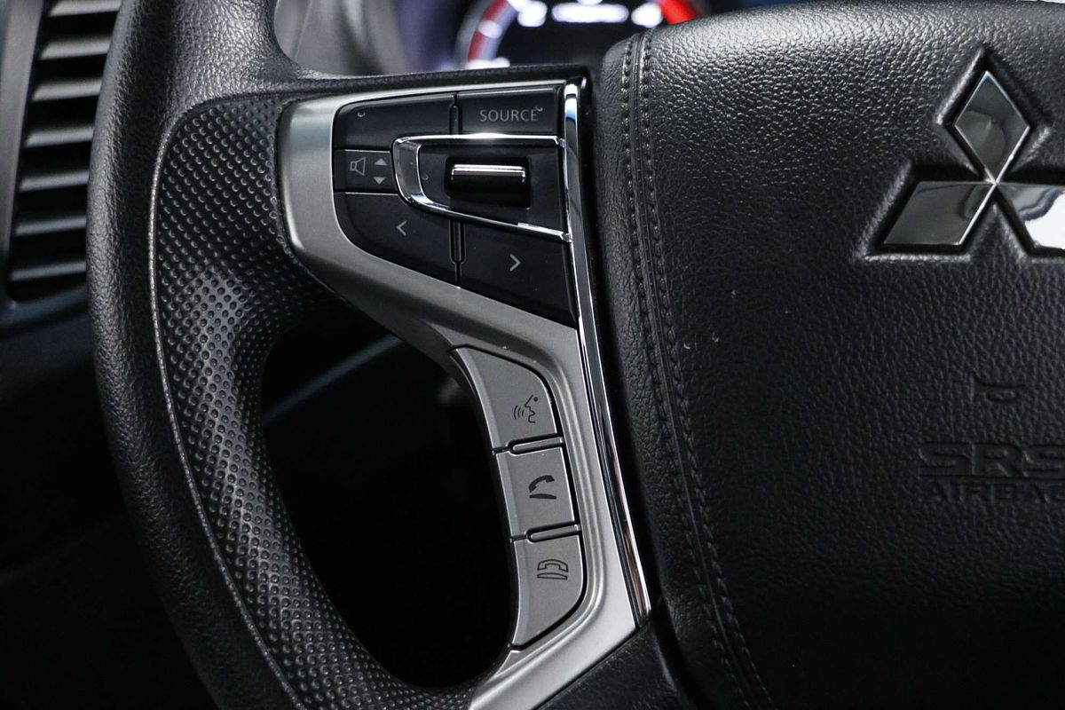 2021 Mitsubishi Triton GLX MR 4X4