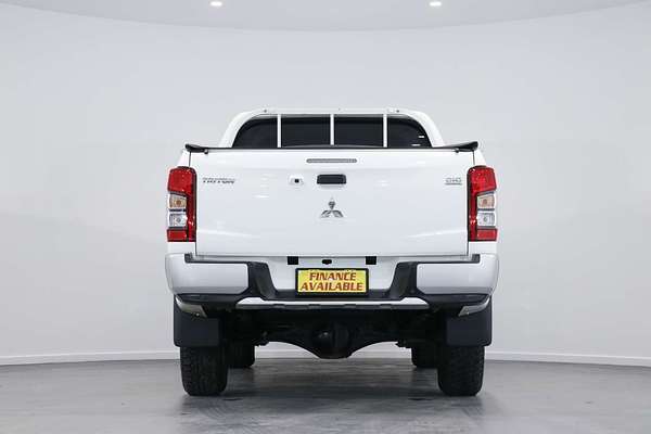 2021 Mitsubishi Triton GLX MR 4X4