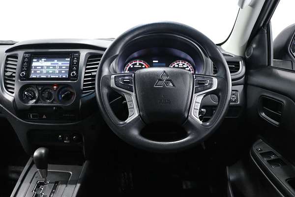 2021 Mitsubishi Triton GLX MR 4X4