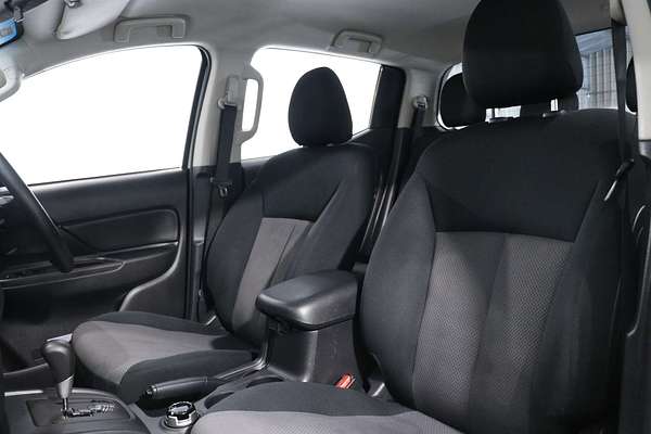 2021 Mitsubishi Triton GLX MR 4X4