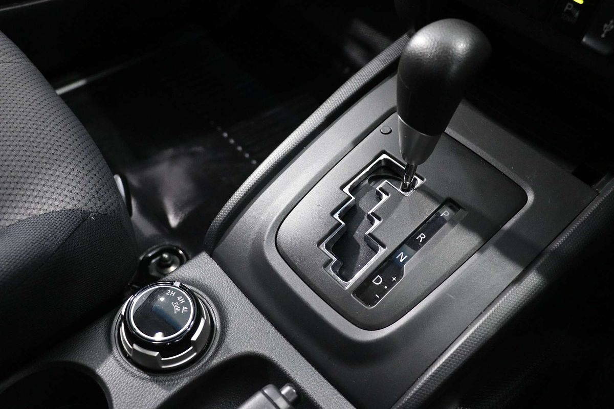 2021 Mitsubishi Triton GLX MR 4X4